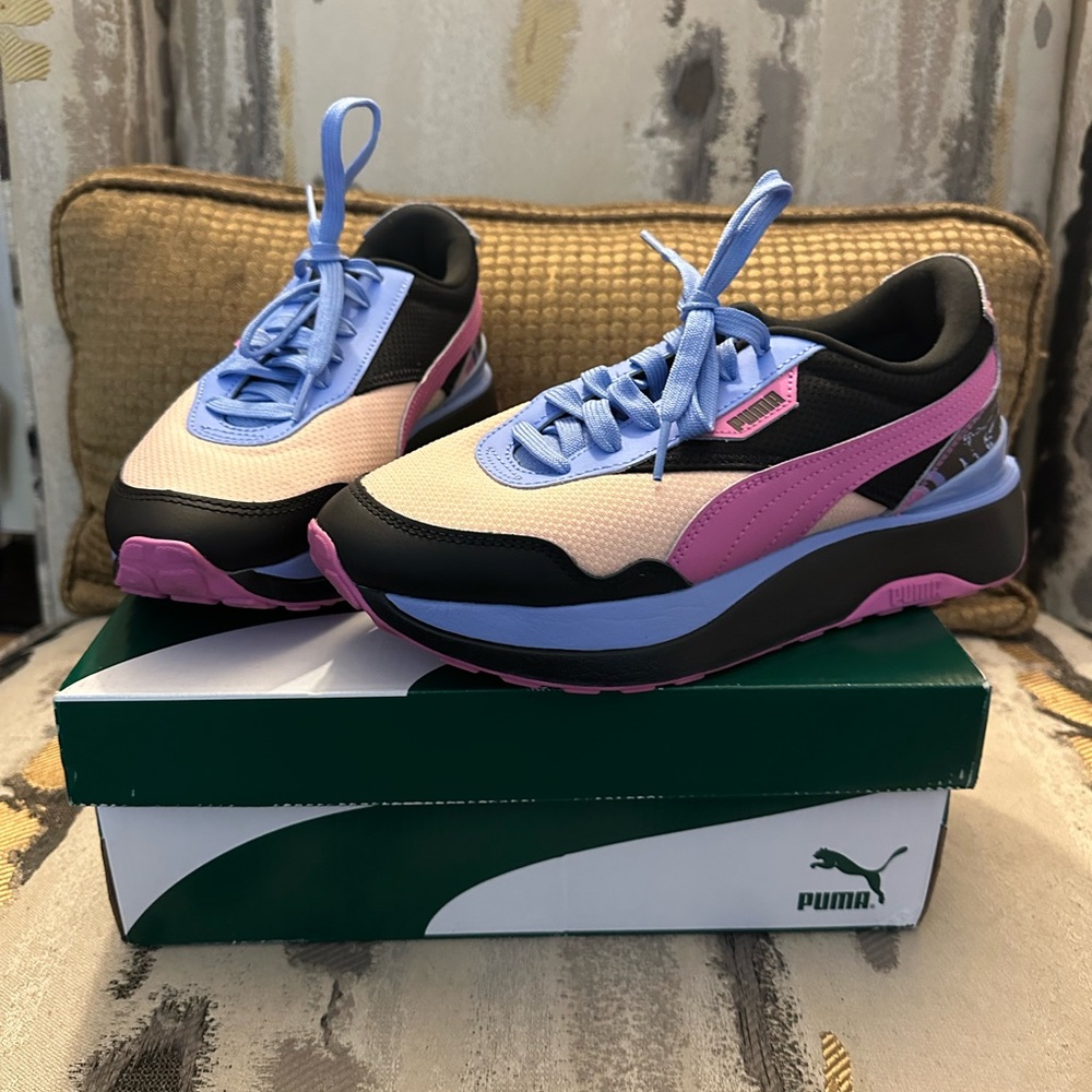 Women’s Puma Cruise Rider Sz. 8, Worn Once, Great Condition!